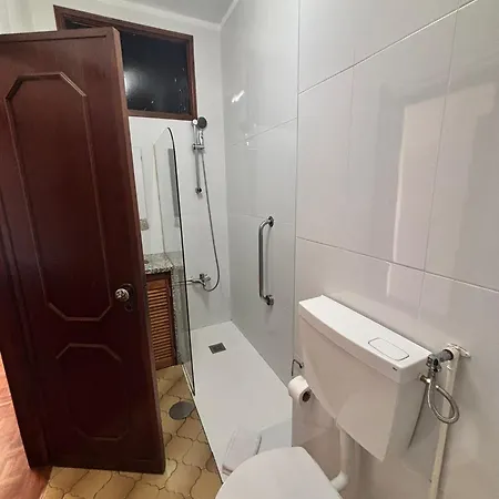 Faria Guimaraes 356 דירה