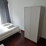 Faria Guimaraes 2 *